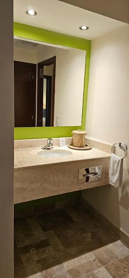 Mayan Palace Puerto Morelos Resort