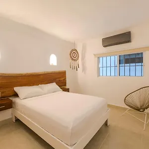 3* Hotel Puerto Caracol