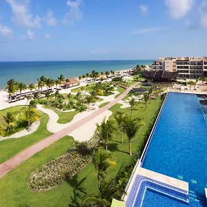 5* Semesteranläggning (resort) Royalton Riviera Cancun, An Autograph Collection & Casino (adults Only)
